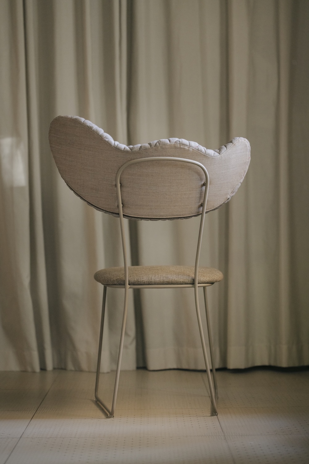 Dande indoor chair