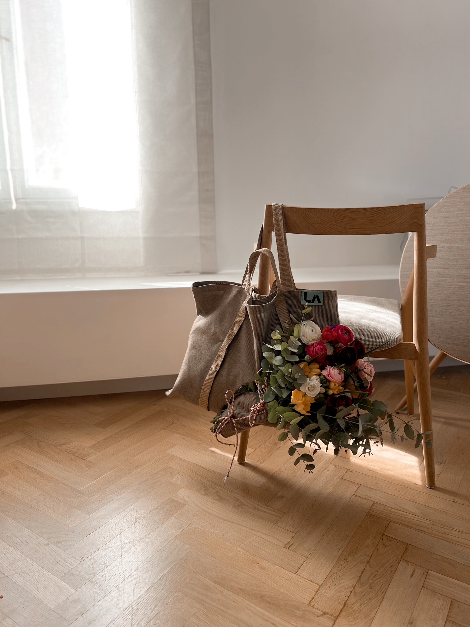 Don't break My Baguette Flower Bag