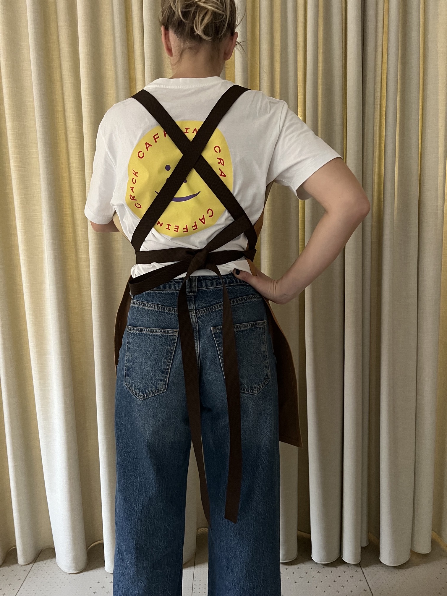 L & Rover terracotta apron